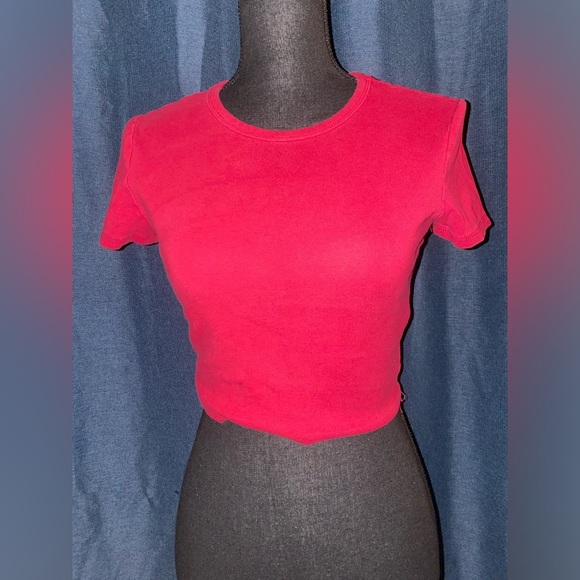 “Zara” Women’s Red Crop Top Cropped Tee Shirt - Size Medium - Picture 3 of 8